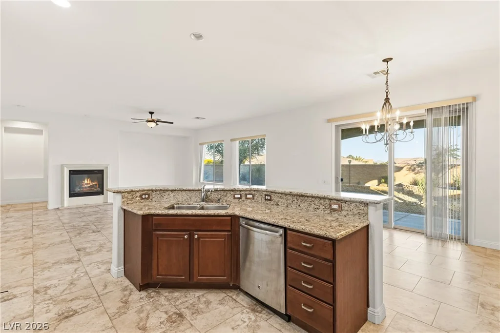 7312 Pinfeather, North Las Vegas, NV 89084