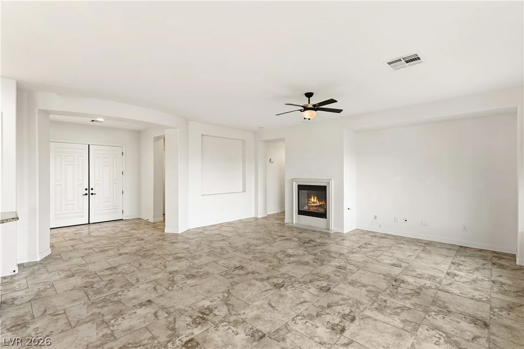 7312 Pinfeather, North Las Vegas, NV 89084