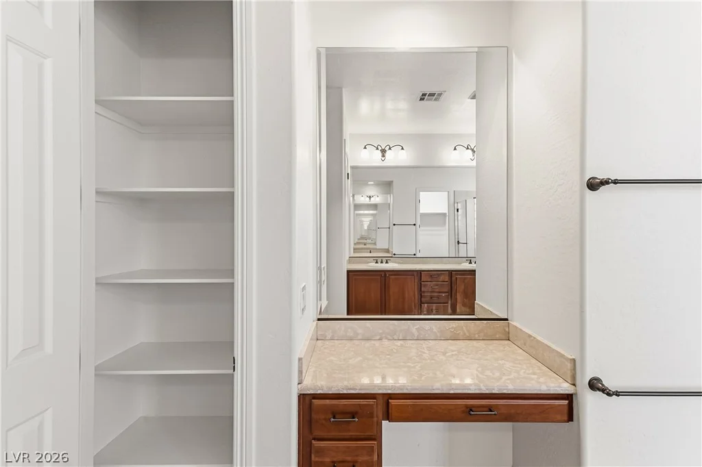 7312 Pinfeather, North Las Vegas, NV 89084