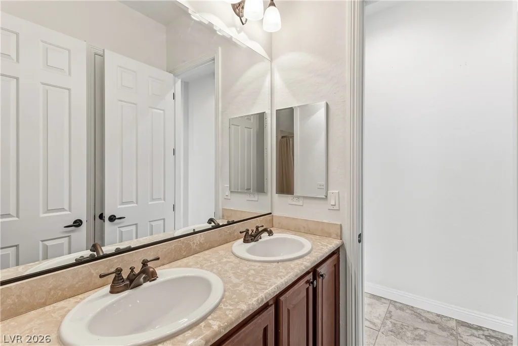 7312 Pinfeather, North Las Vegas, NV 89084