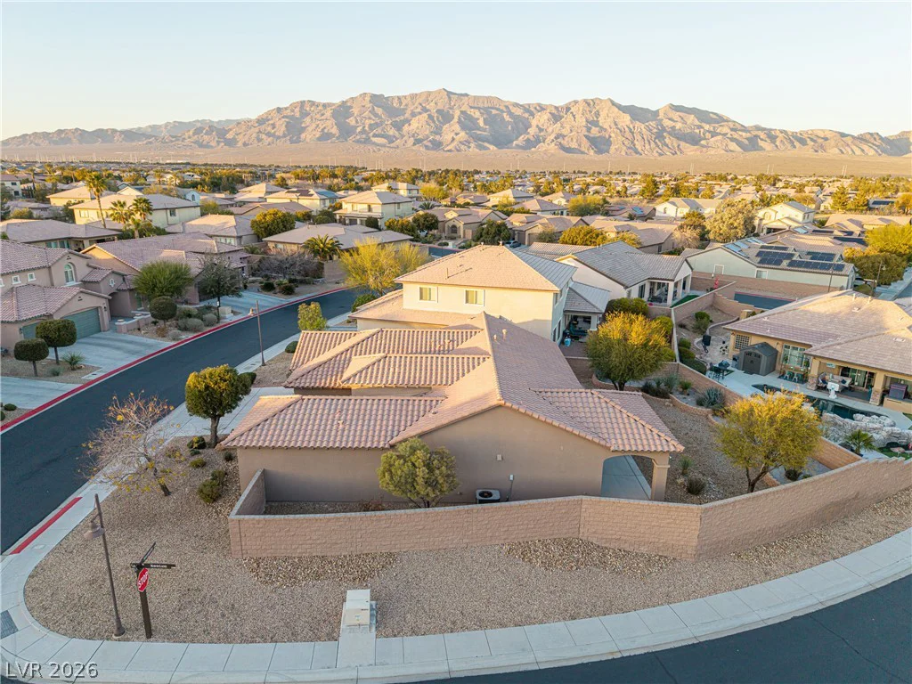 7312 Pinfeather, North Las Vegas, NV 89084