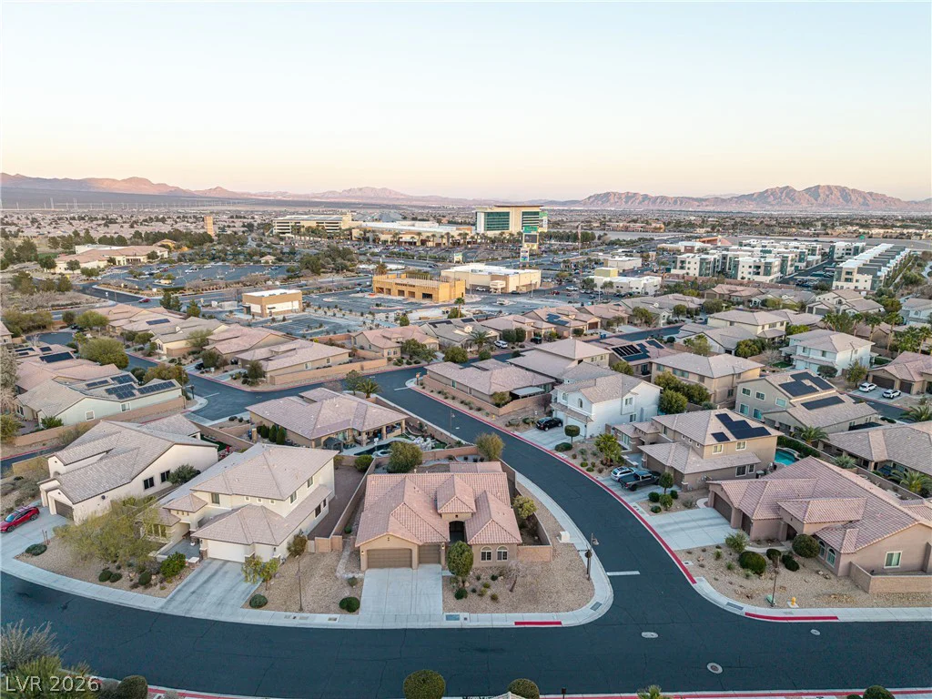 7312 Pinfeather, North Las Vegas, NV 89084