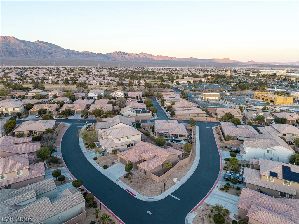 7312 Pinfeather, North Las Vegas, NV 89084