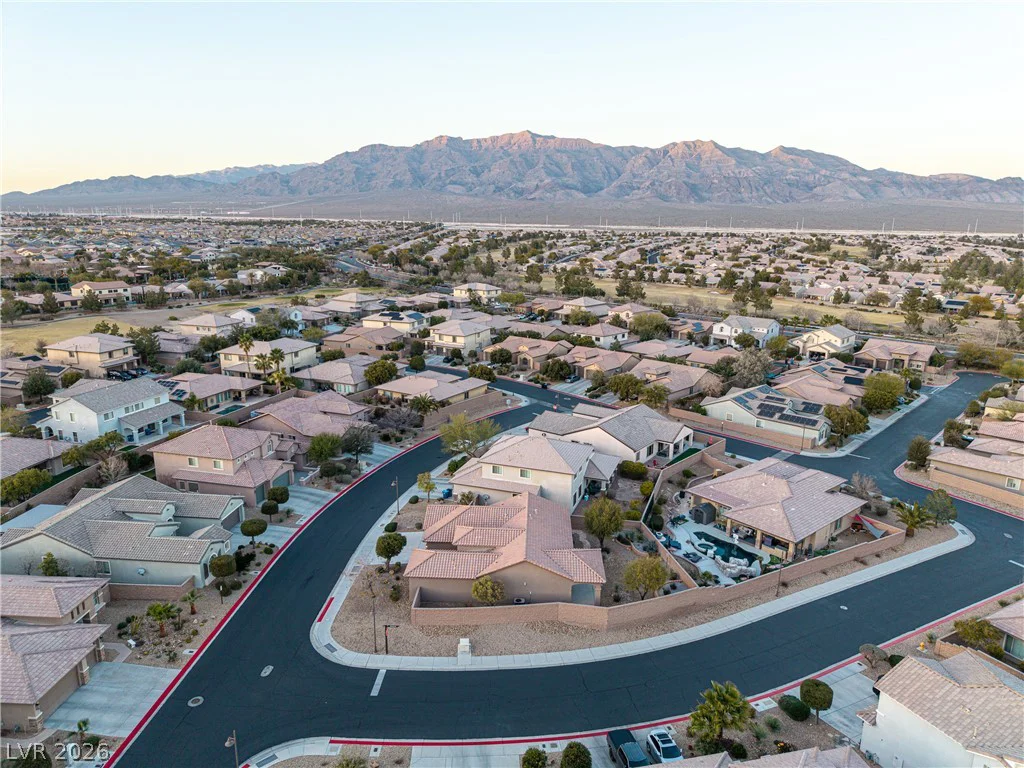 7312 Pinfeather, North Las Vegas, NV 89084