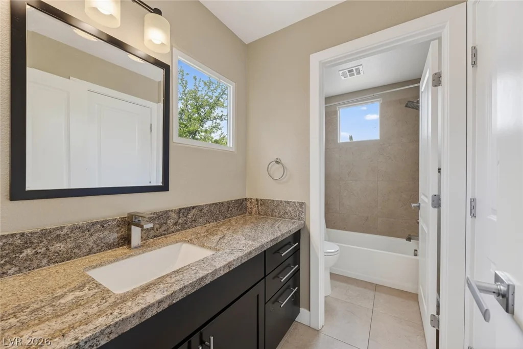3033 Pebblestone, Las Vegas, NV 89117