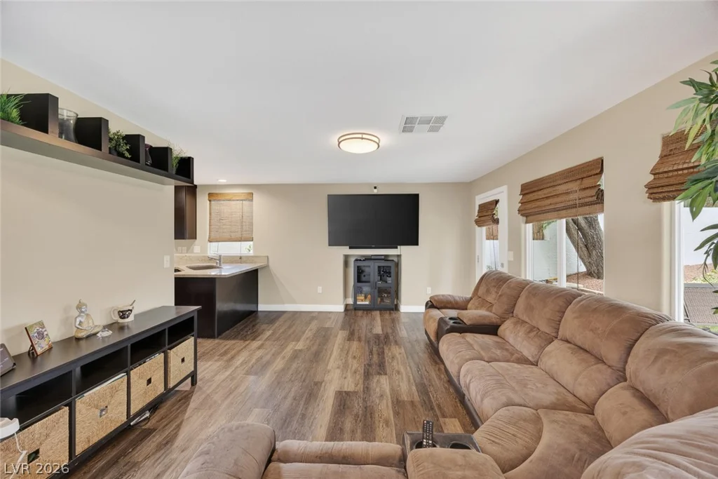 3033 Pebblestone, Las Vegas, NV 89117