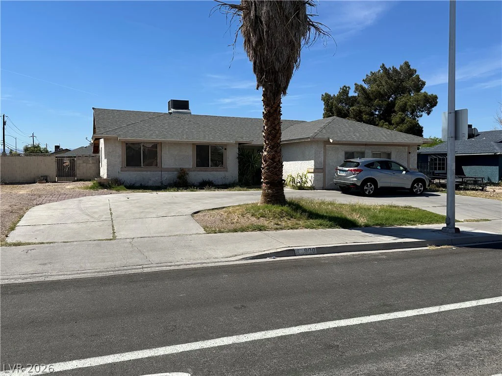 900 Sandhill, Las Vegas, NV 89110