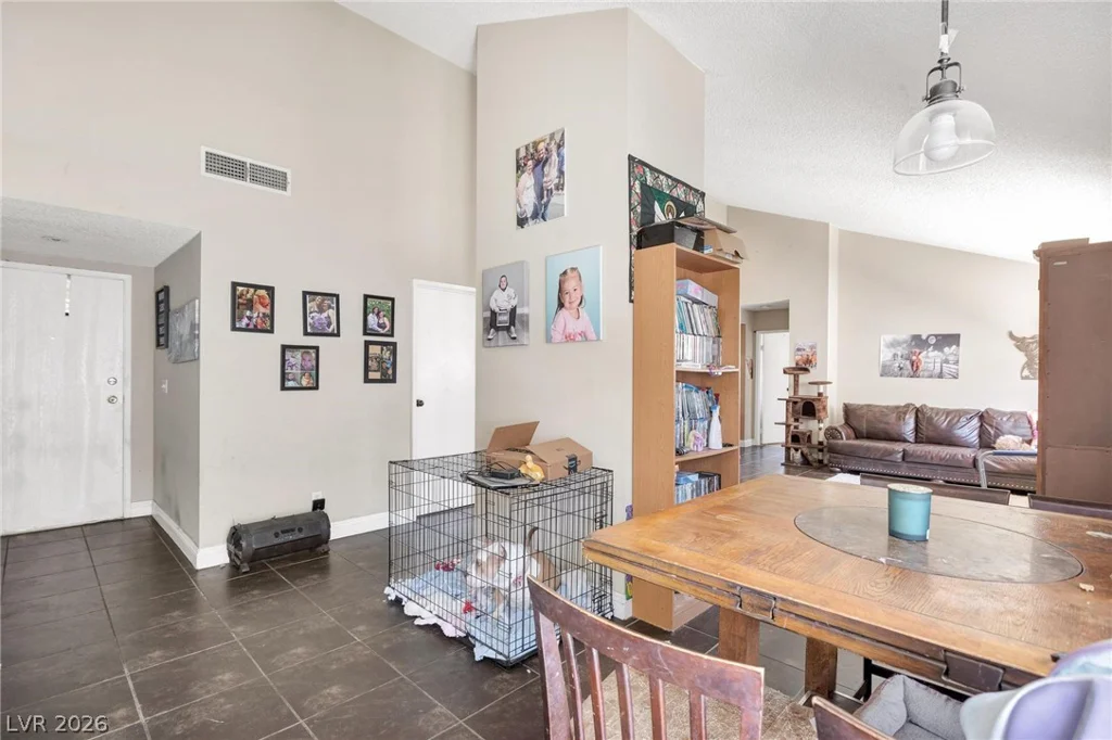 2023 San Simeon, Las Vegas, NV 89108