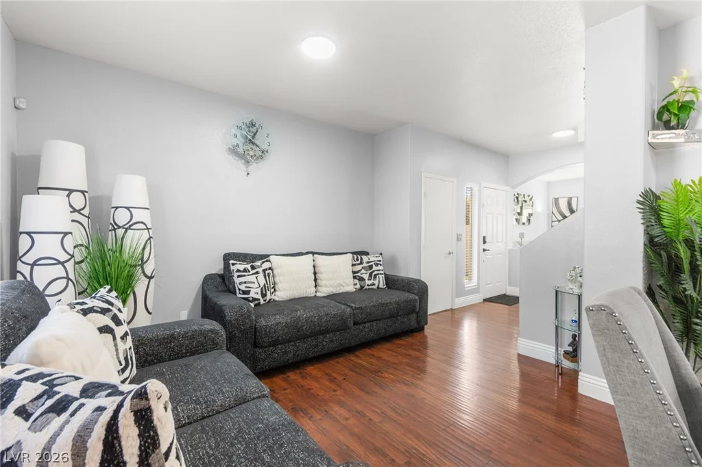 2024 Jesse Scott, Las Vegas, NV 89106