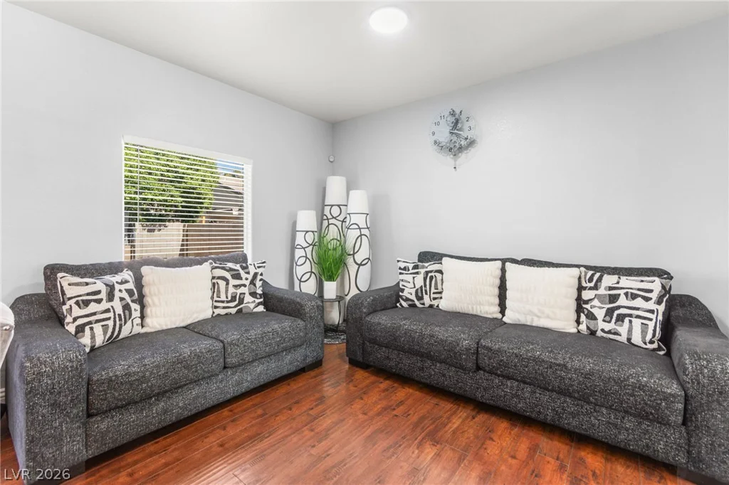 2024 Jesse Scott, Las Vegas, NV 89106