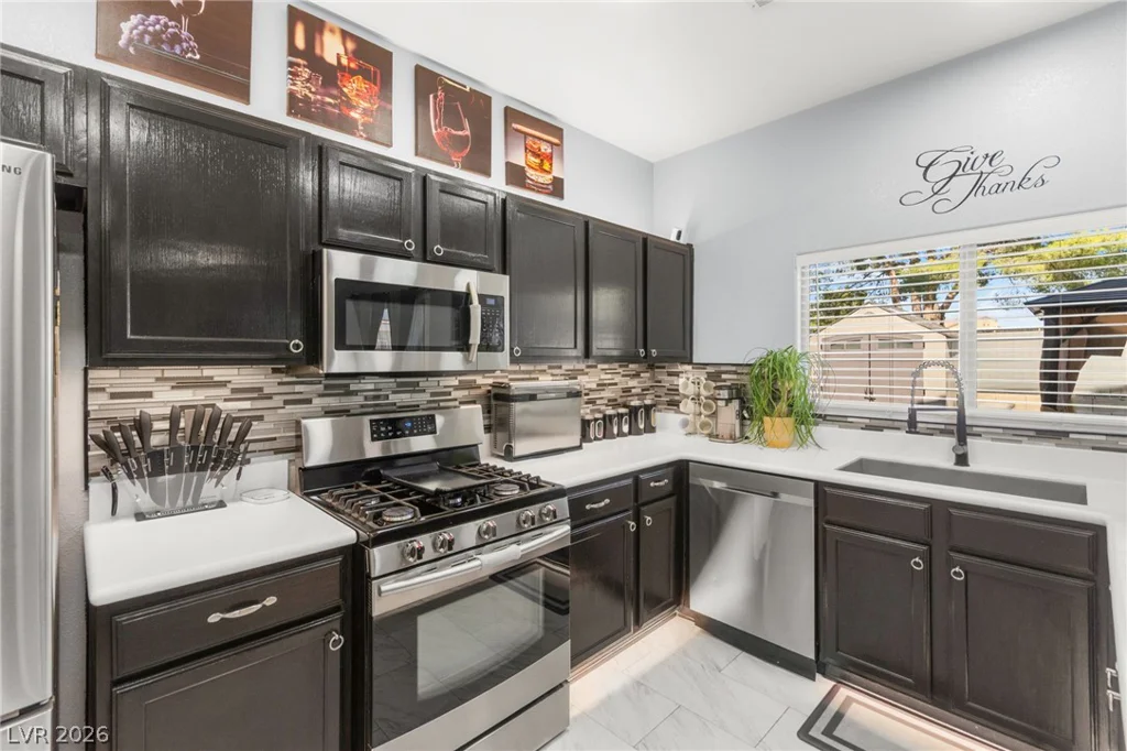 2024 Jesse Scott, Las Vegas, NV 89106