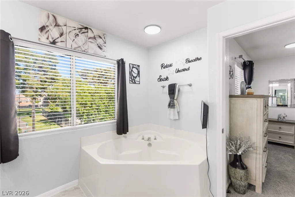 2024 Jesse Scott, Las Vegas, NV 89106