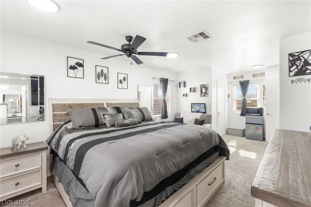 2024 Jesse Scott, Las Vegas, NV 89106