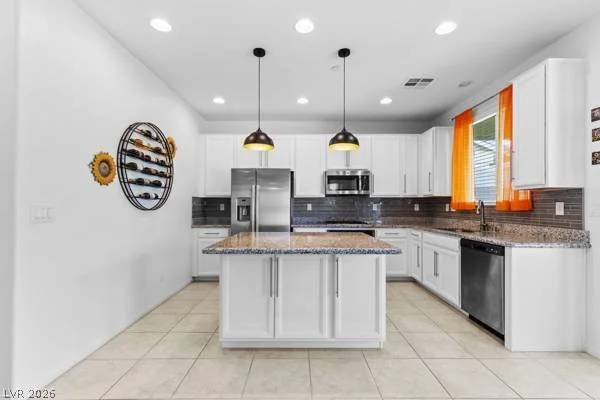 687 Quasi, Henderson, NV 89011