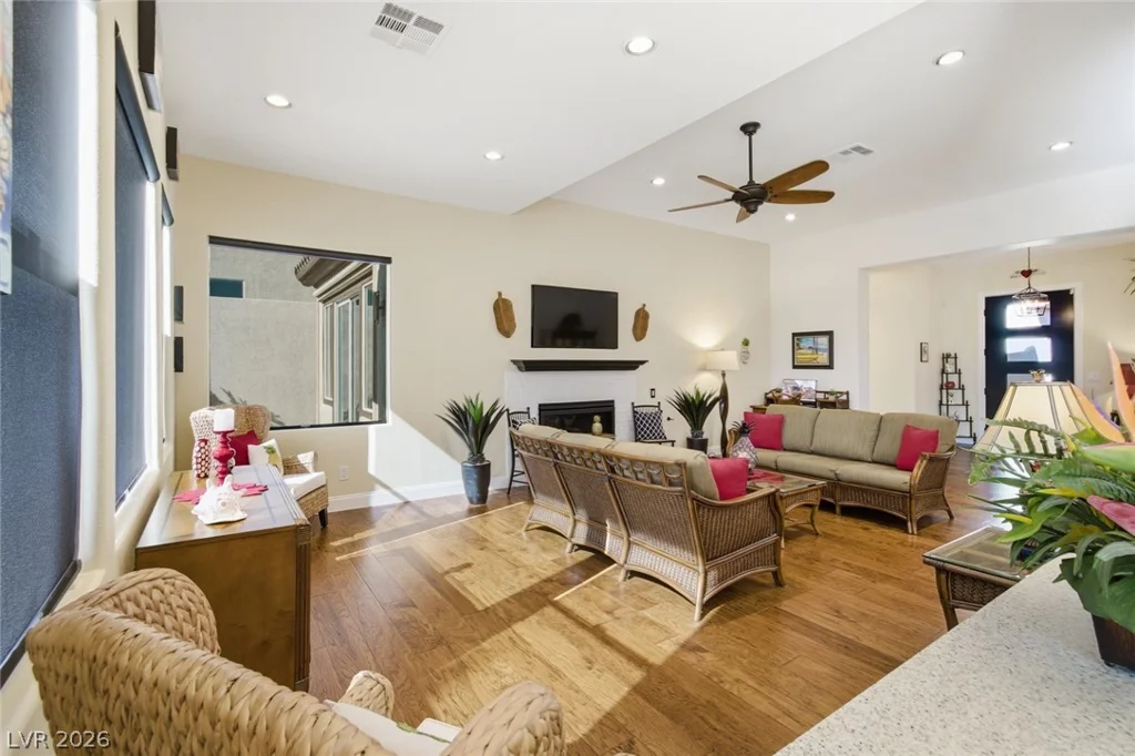 11477 Timber Mountain, Las Vegas, NV 89135