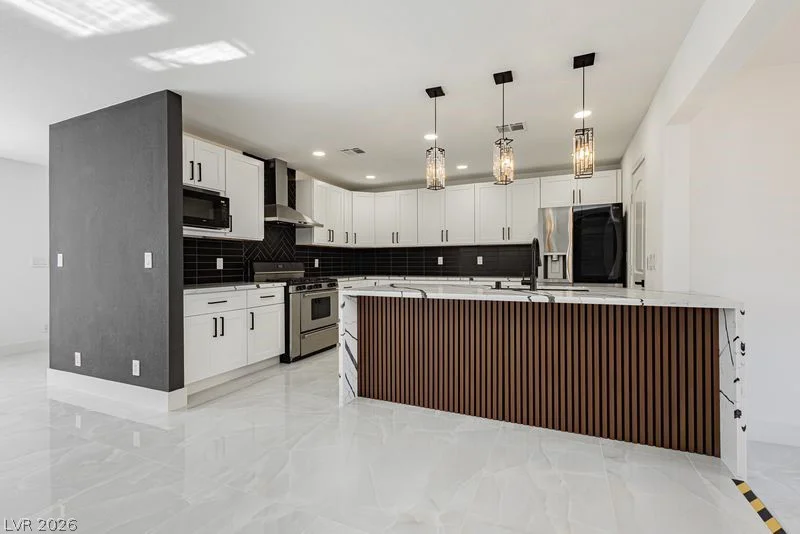 706 Hollywood, Las Vegas, NV 89110