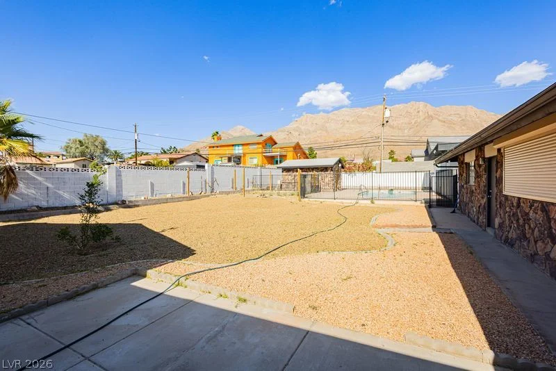 706 Hollywood, Las Vegas, NV 89110
