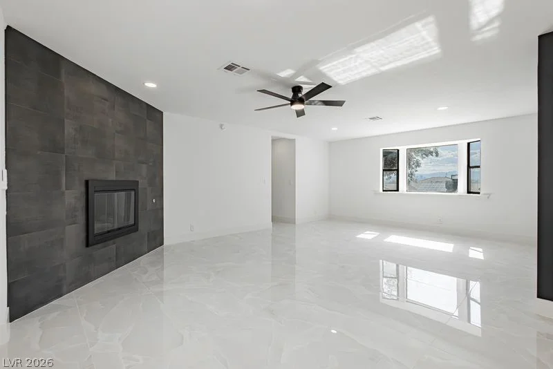 706 Hollywood, Las Vegas, NV 89110