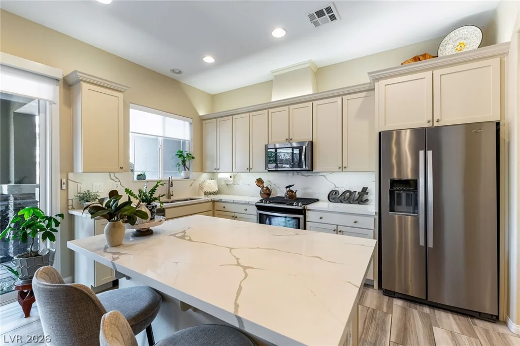 10332 Addie De Mar, Las Vegas, NV 89135