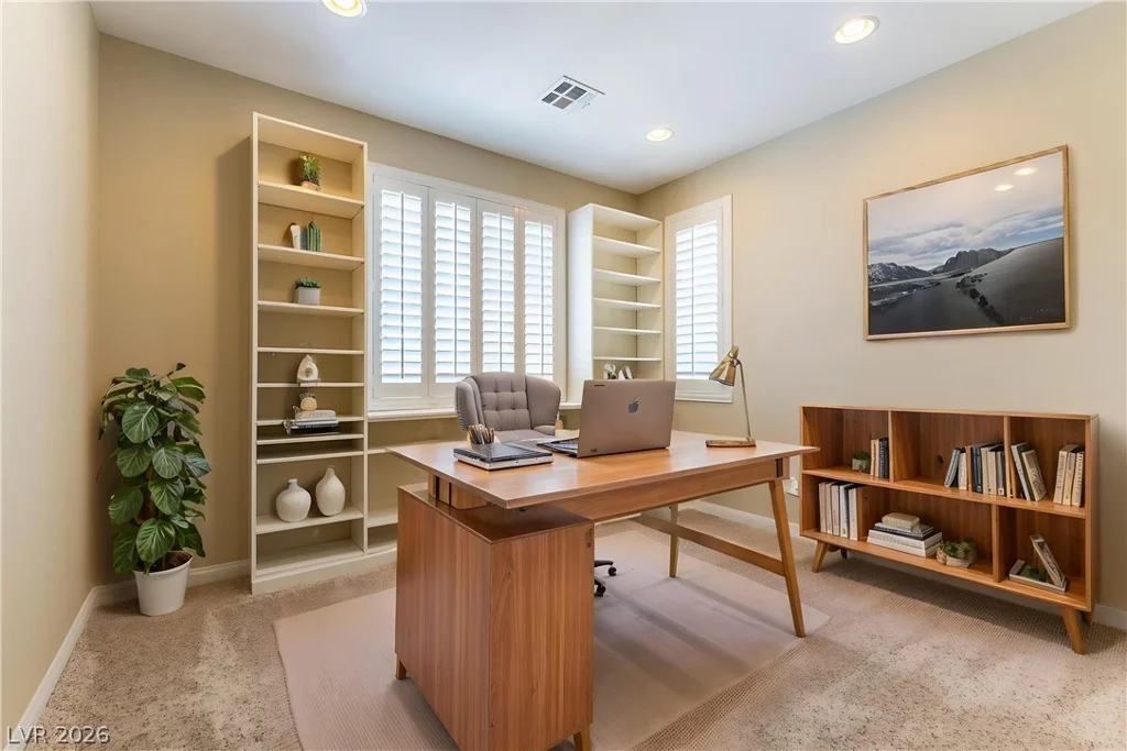 10332 Addie De Mar, Las Vegas, NV 89135