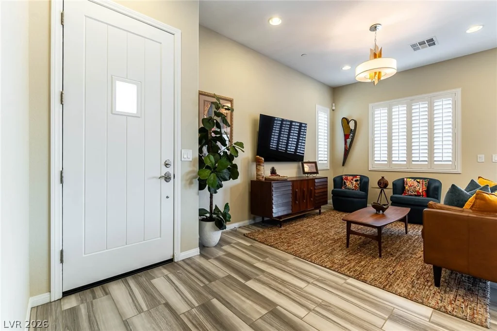 10332 Addie De Mar, Las Vegas, NV 89135