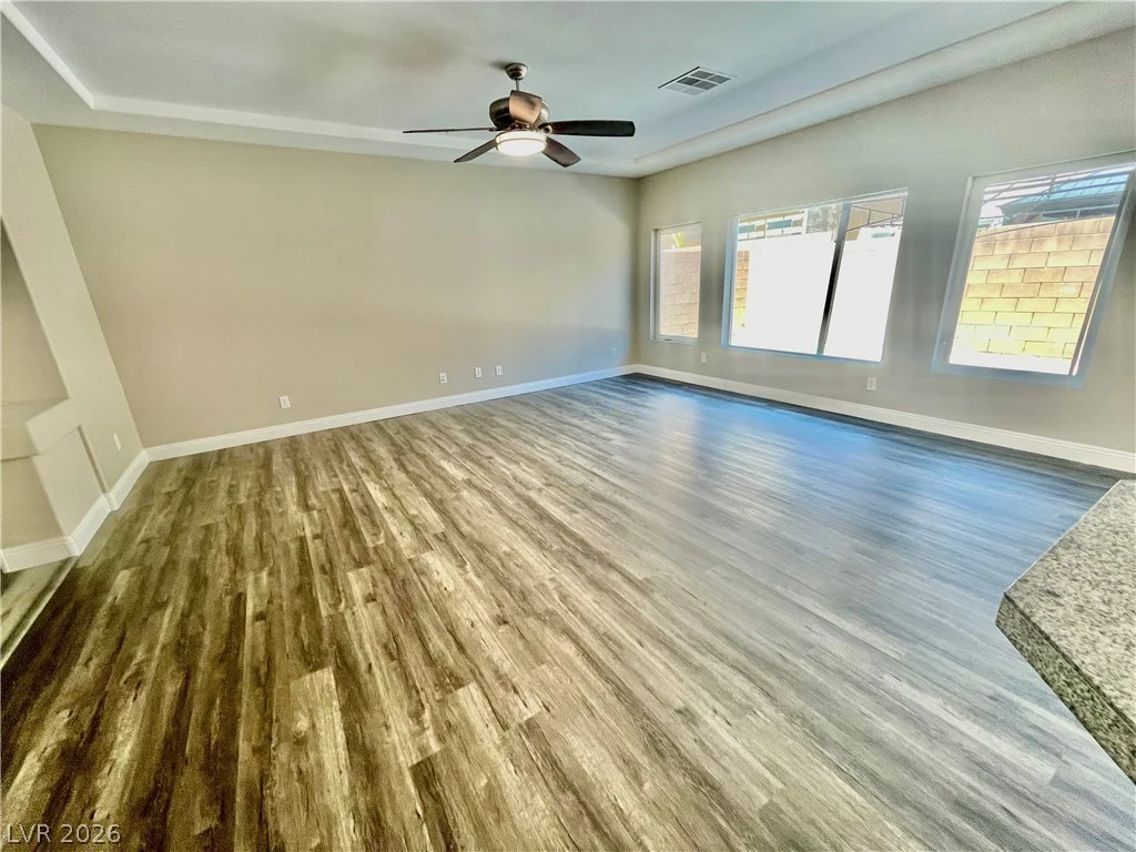 5964 Gordon Creek, Las Vegas, NV 89139