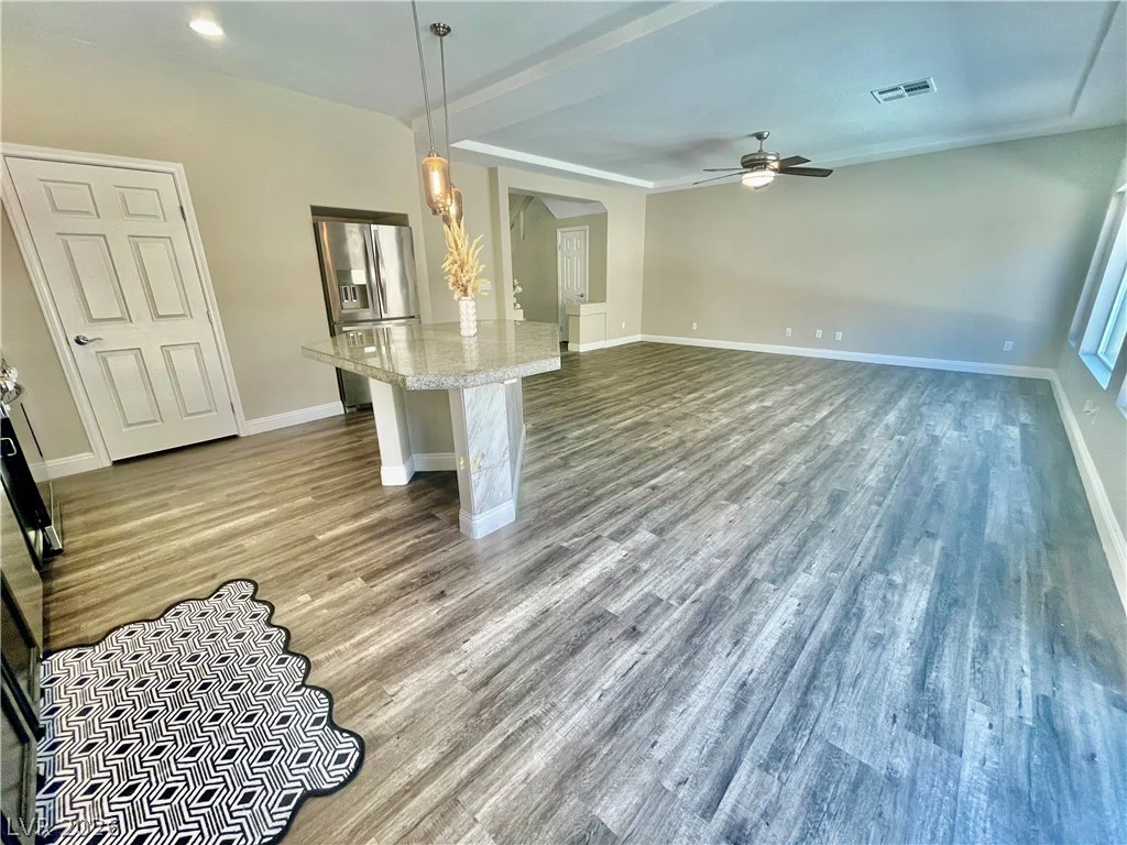 5964 Gordon Creek, Las Vegas, NV 89139