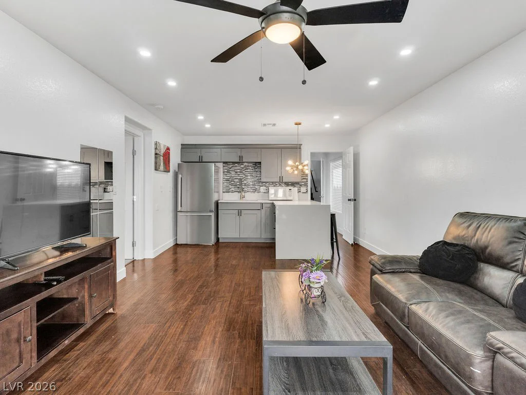 4490 Camero, Las Vegas, NV 89139