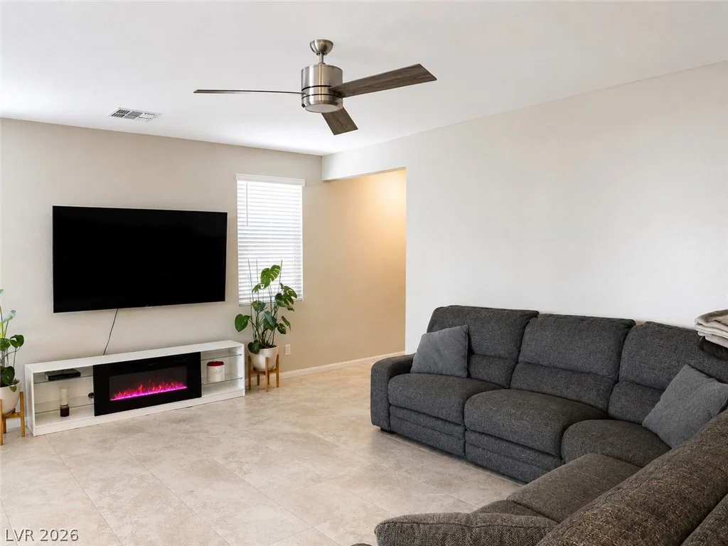 6968 Wildhorse Creek, North Las Vegas, NV 89086