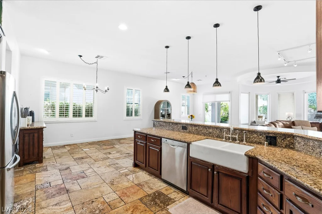 8220 Mount Logan, Las Vegas, NV 89131