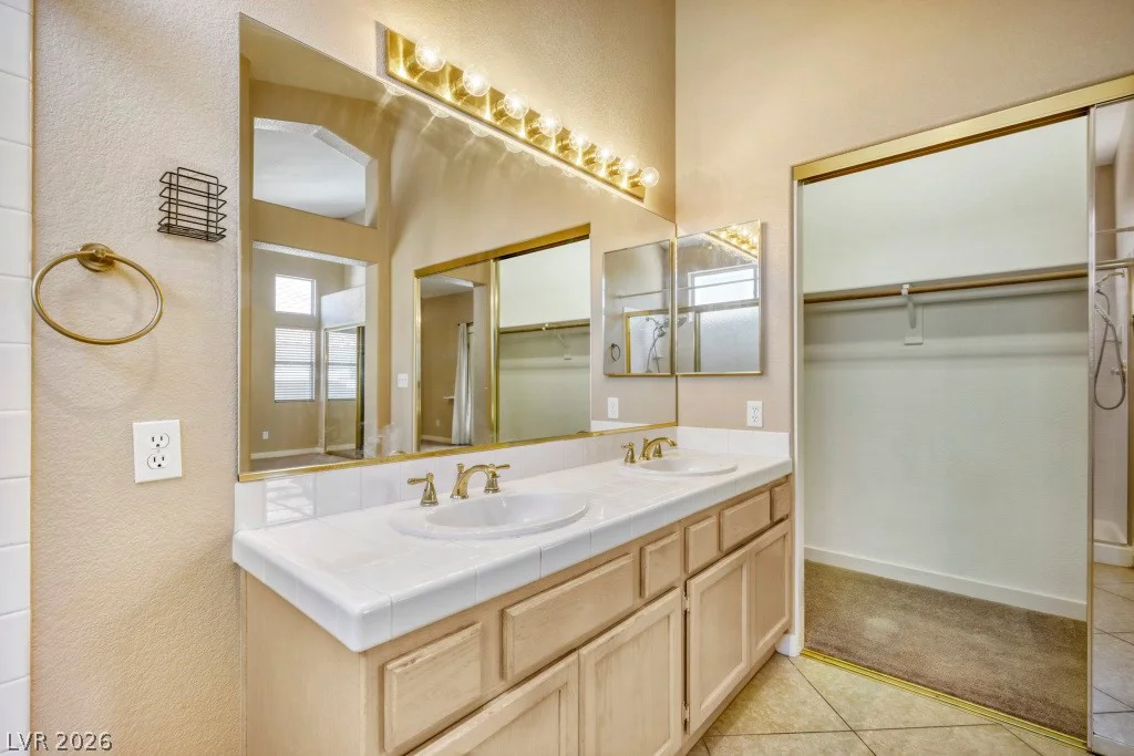 9761 Hitching Rail, Las Vegas, NV 89117