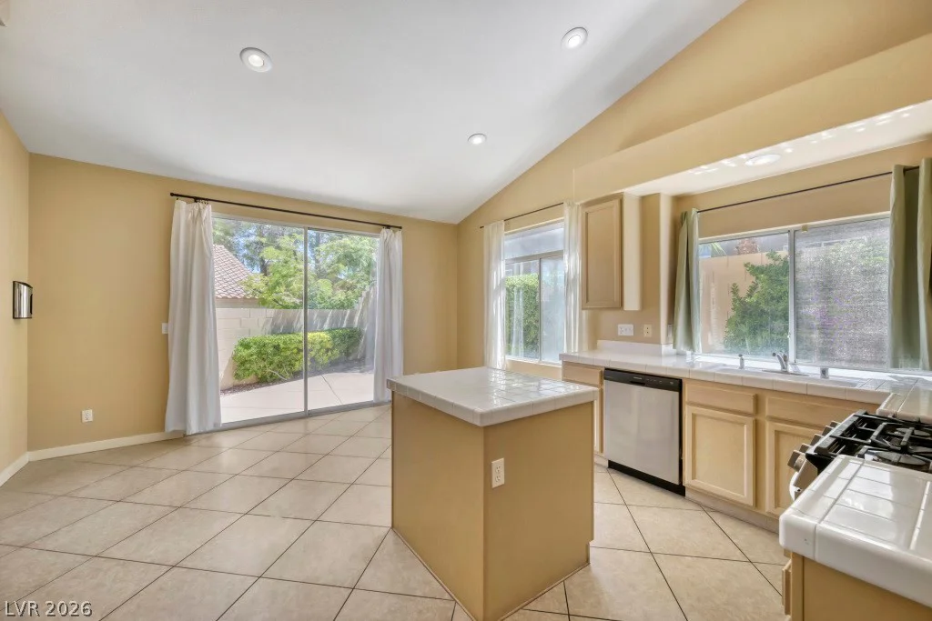 9761 Hitching Rail, Las Vegas, NV 89117
