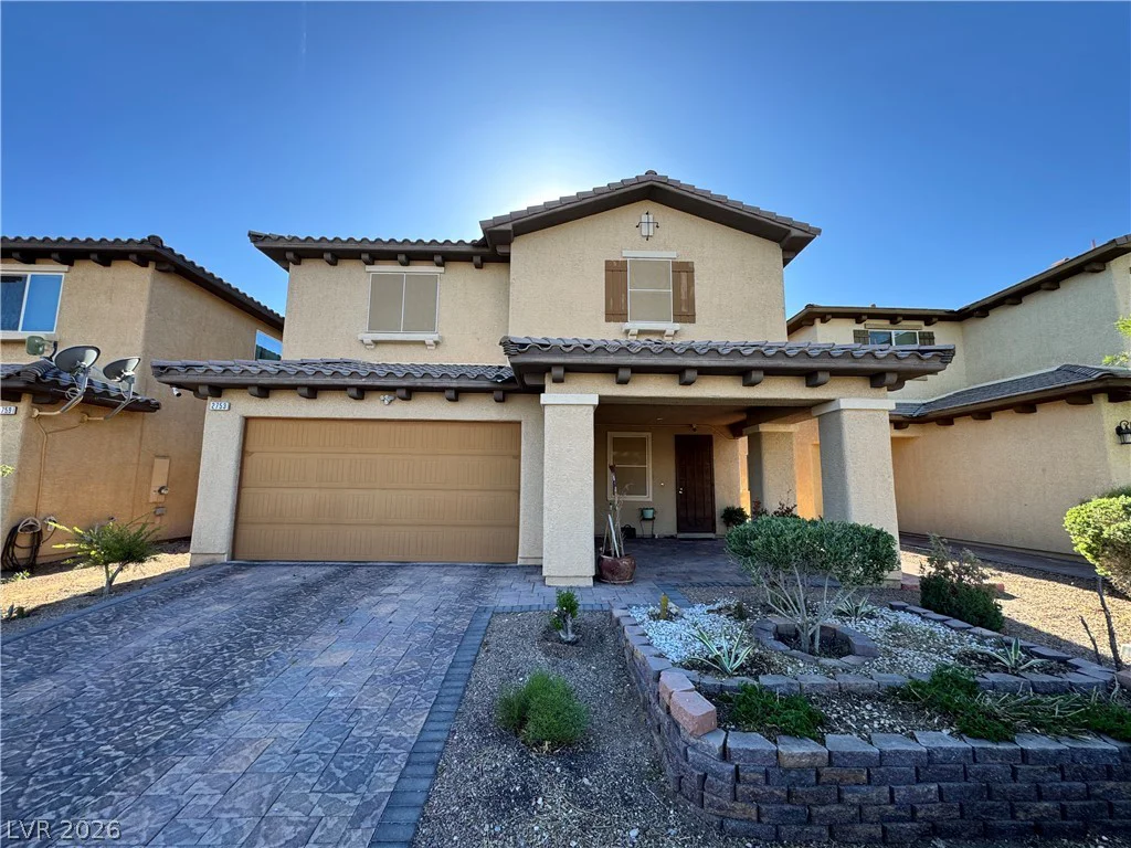 2753 Sunrise Bluff, Las Vegas, NV 89142