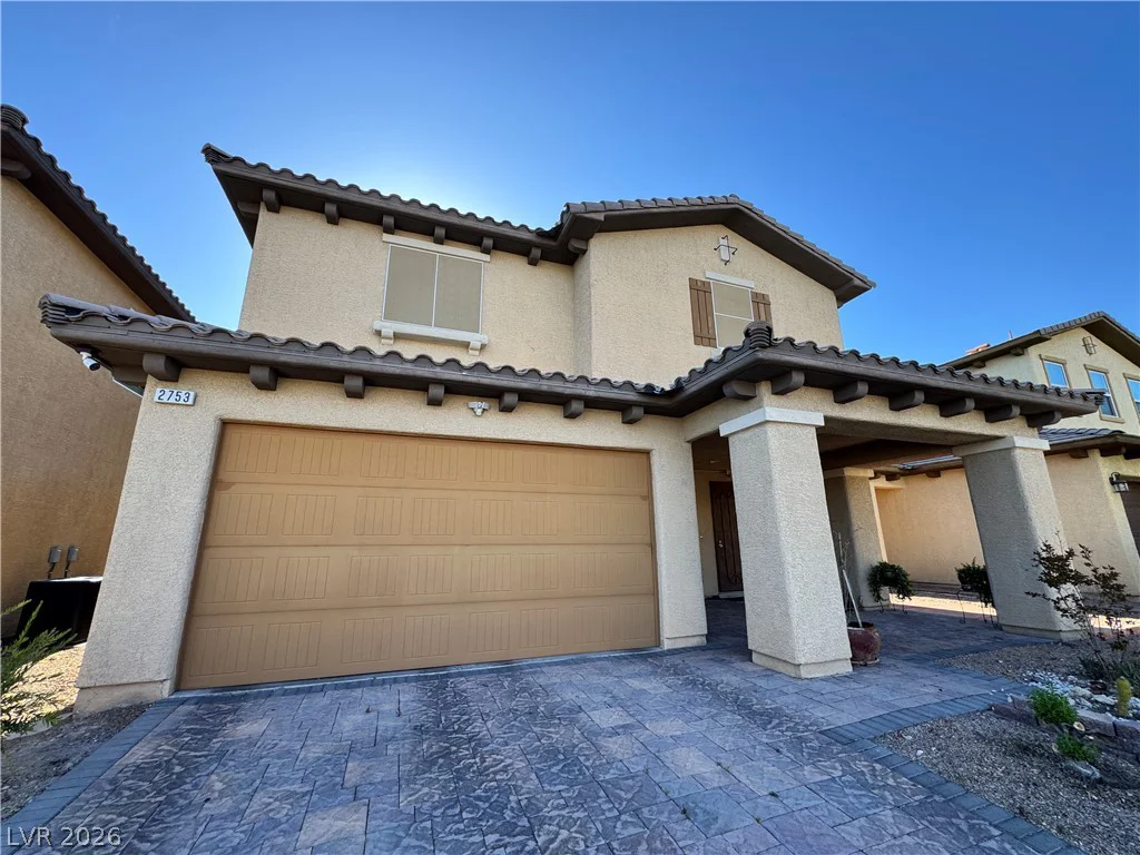 2753 Sunrise Bluff, Las Vegas, NV 89142