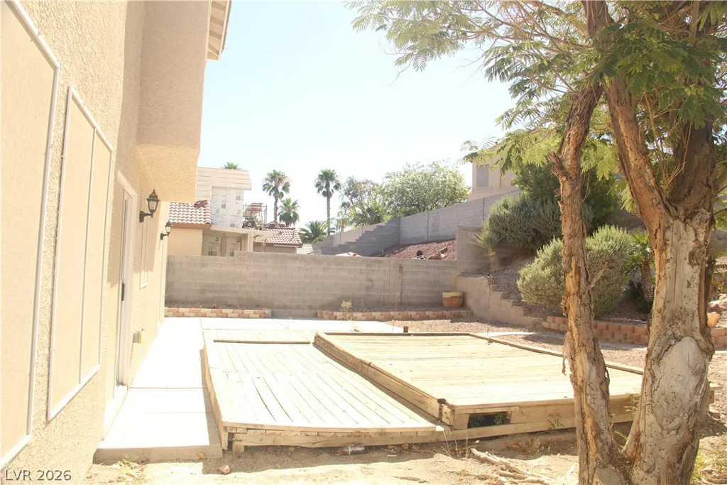 1710 Little Bow, North Las Vegas, NV 89084