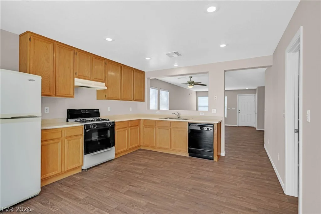 11760 San Rossore, Las Vegas, NV 89183