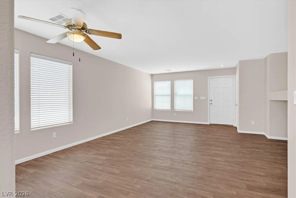 11760 San Rossore, Las Vegas, NV 89183