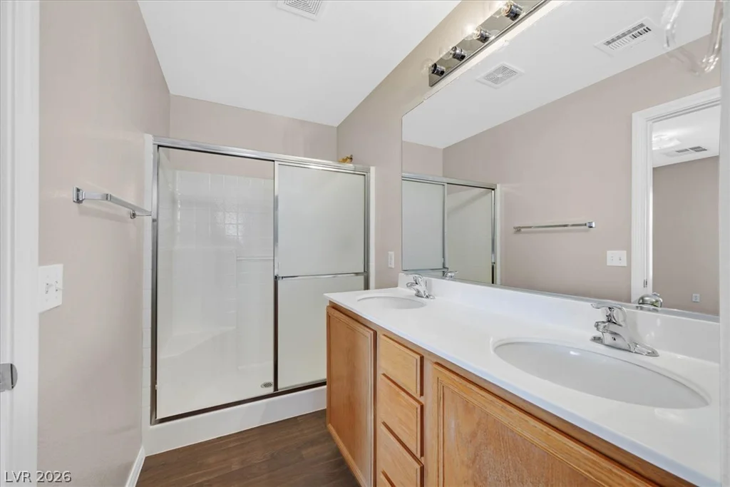 11760 San Rossore, Las Vegas, NV 89183
