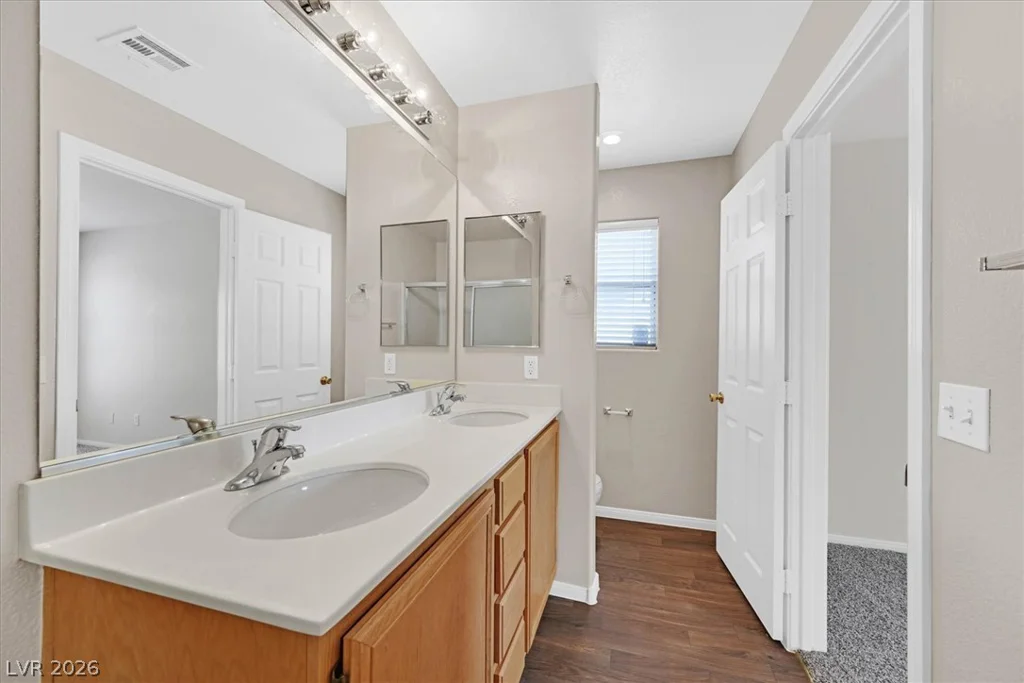 11760 San Rossore, Las Vegas, NV 89183