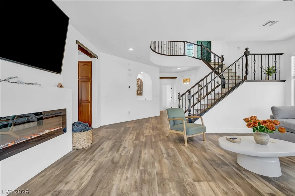 8108 Rocket, Las Vegas, NV 89131