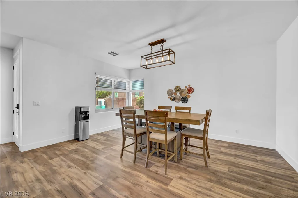 8108 Rocket, Las Vegas, NV 89131
