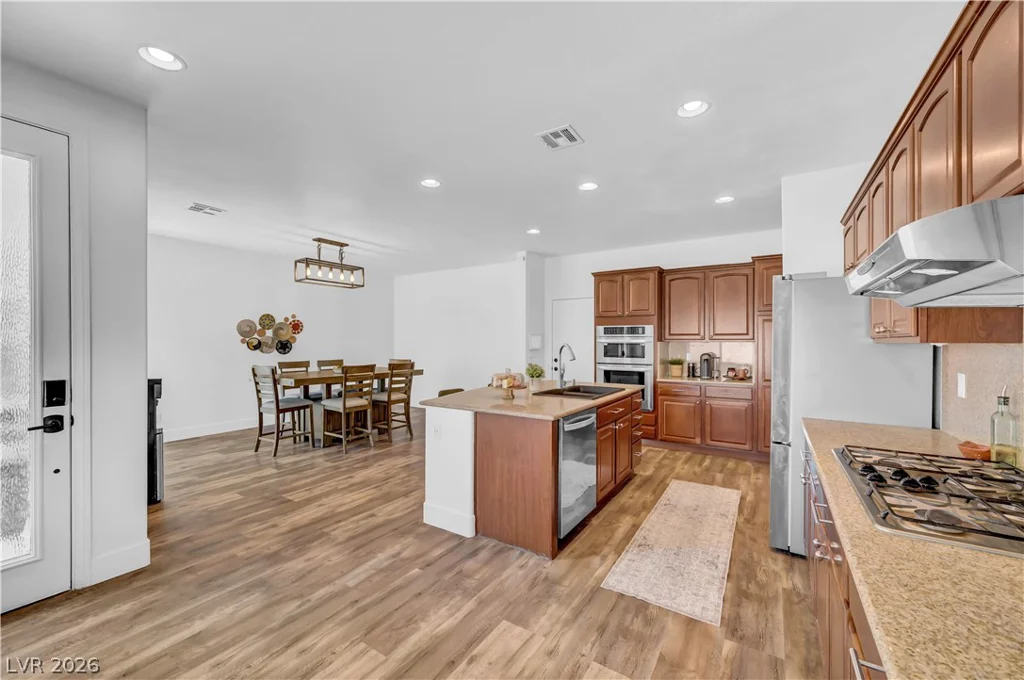 8108 Rocket, Las Vegas, NV 89131