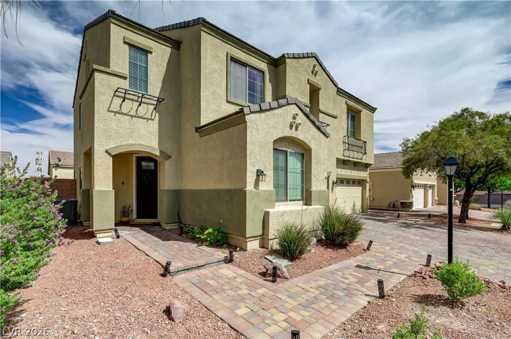 8108 Rocket, Las Vegas, NV 89131