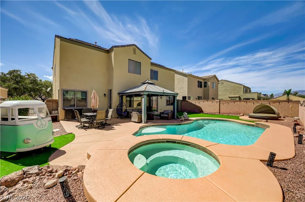 8108 Rocket, Las Vegas, NV 89131