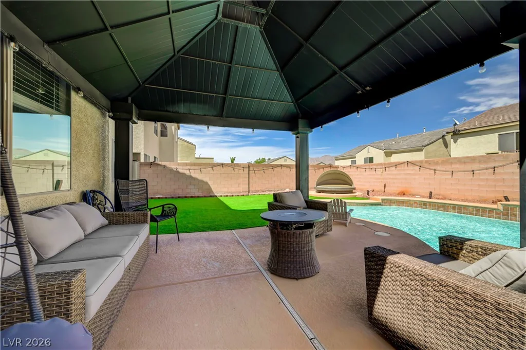 8108 Rocket, Las Vegas, NV 89131