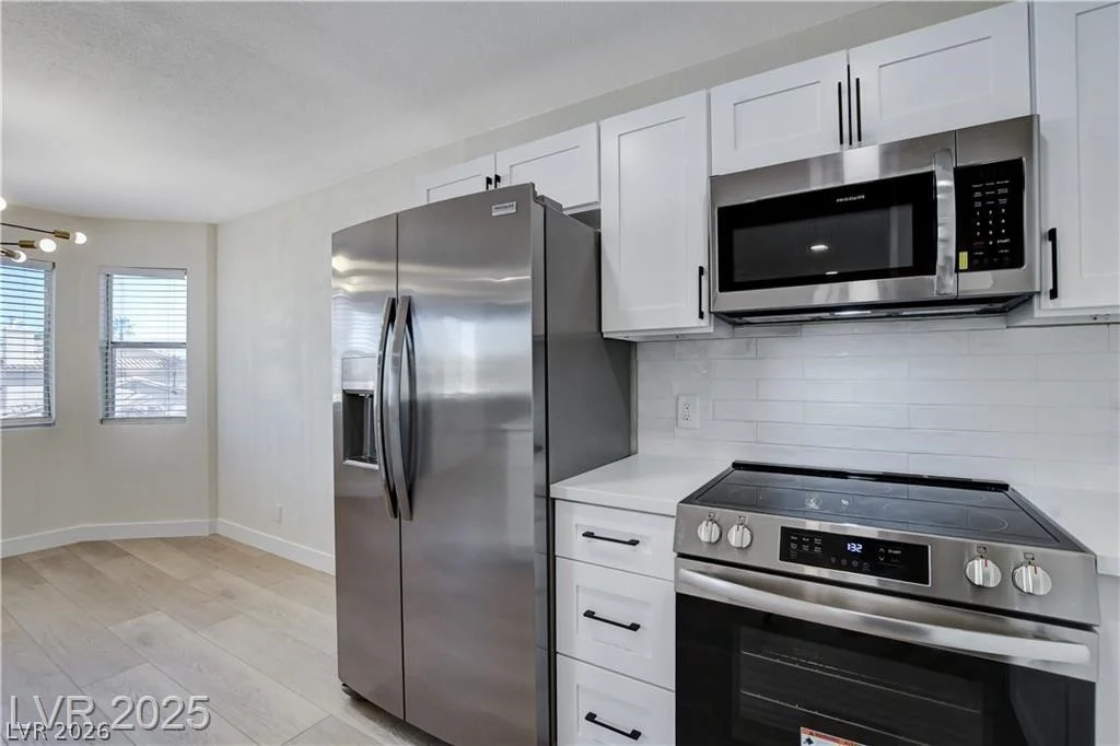 921 Sulphur Springs, Las Vegas, NV 89128
