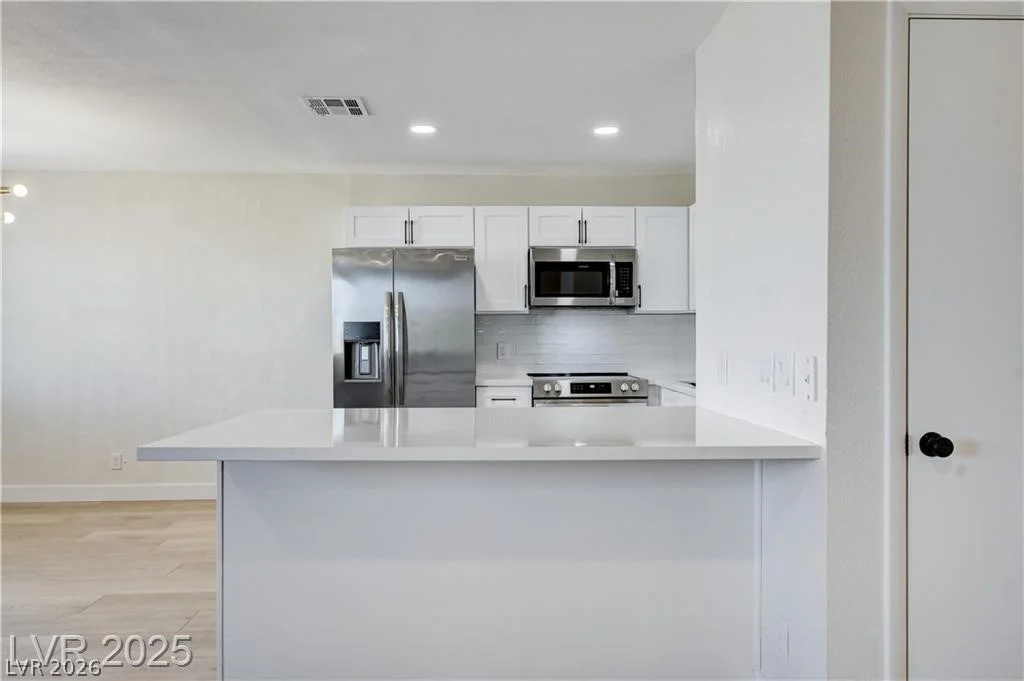 921 Sulphur Springs, Las Vegas, NV 89128