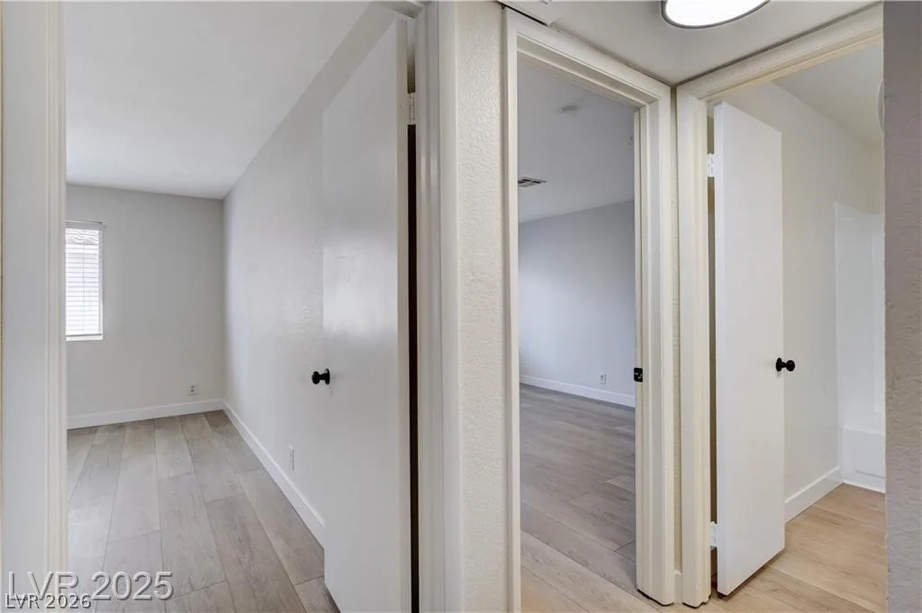 921 Sulphur Springs, Las Vegas, NV 89128