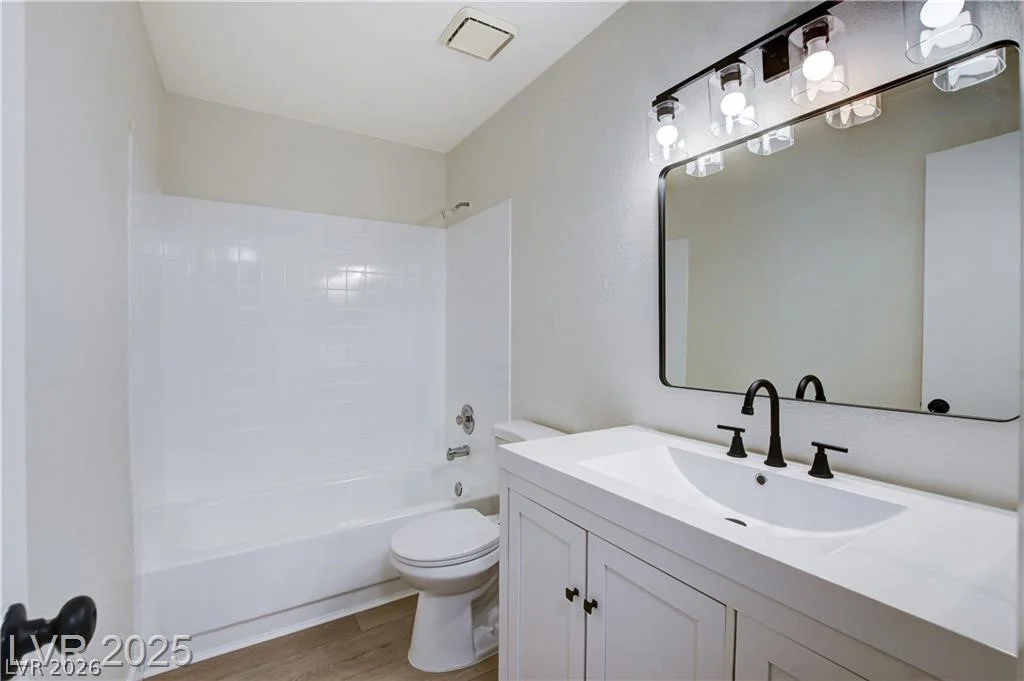 921 Sulphur Springs, Las Vegas, NV 89128