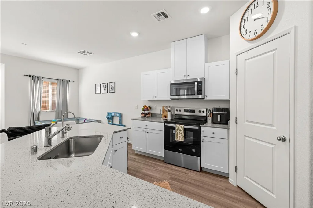 7855 Pandora Sky, North Las Vegas, NV 89084